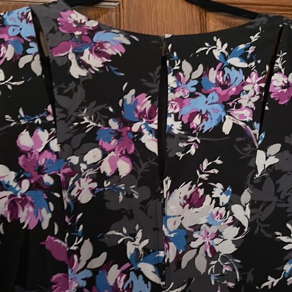 Floral Torrid Dress with Bell Sleeves - Picture 8 of 12